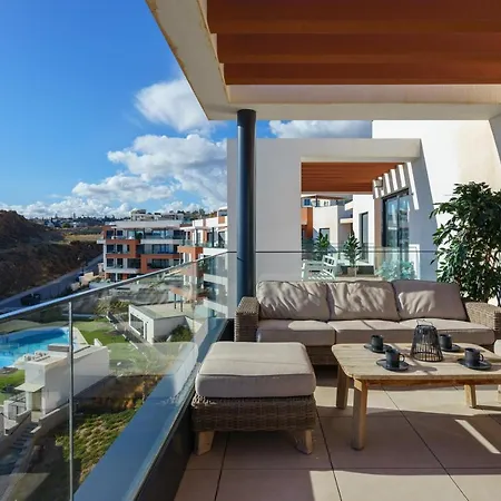 Middel Views Penthouse With Private Pool By Costarentals - Ref 154 Fuengirola